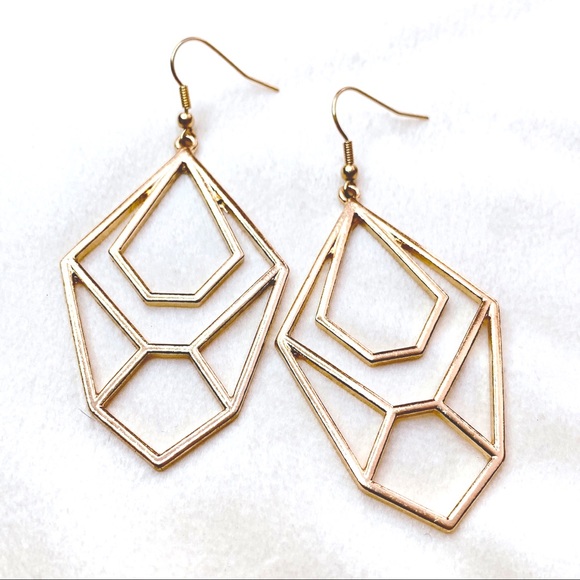 ❣️$25/3❣️Huge Art Deco Dangle Earrings - Picture 5 of 9